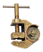 Earth clamp for earthing and s.c. devices
